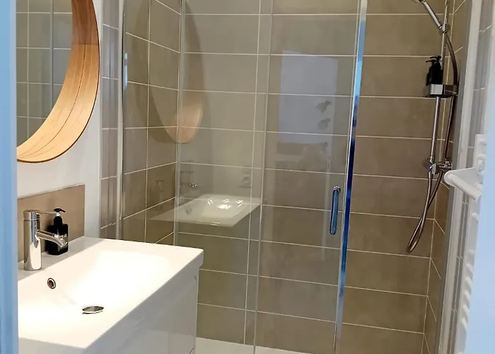 Apartman 102 - Renove Avec Grand Salon Et 1 - Tram Et Clinique Mutualiste A 1 Min